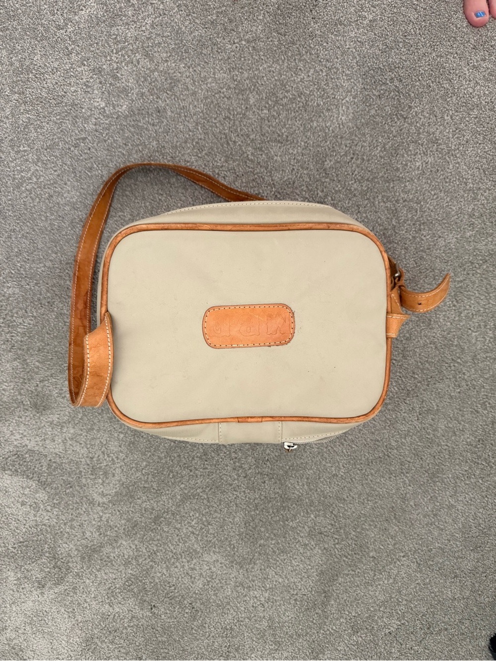Jon Hart Makeup Case